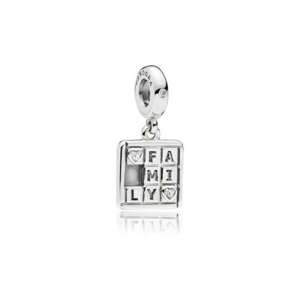 Pandora “Family Game” charge NWT